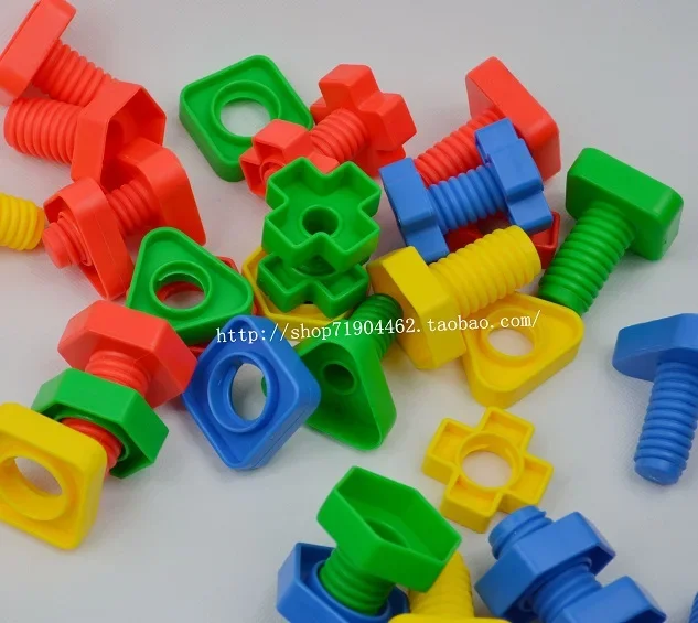 Schrauben Mutter Paarung Kunststoff Assemblage Bausteine Kindergarten Kinder Lernspielzeug 3-7 Jahre alte Kinder 350g/Packung
