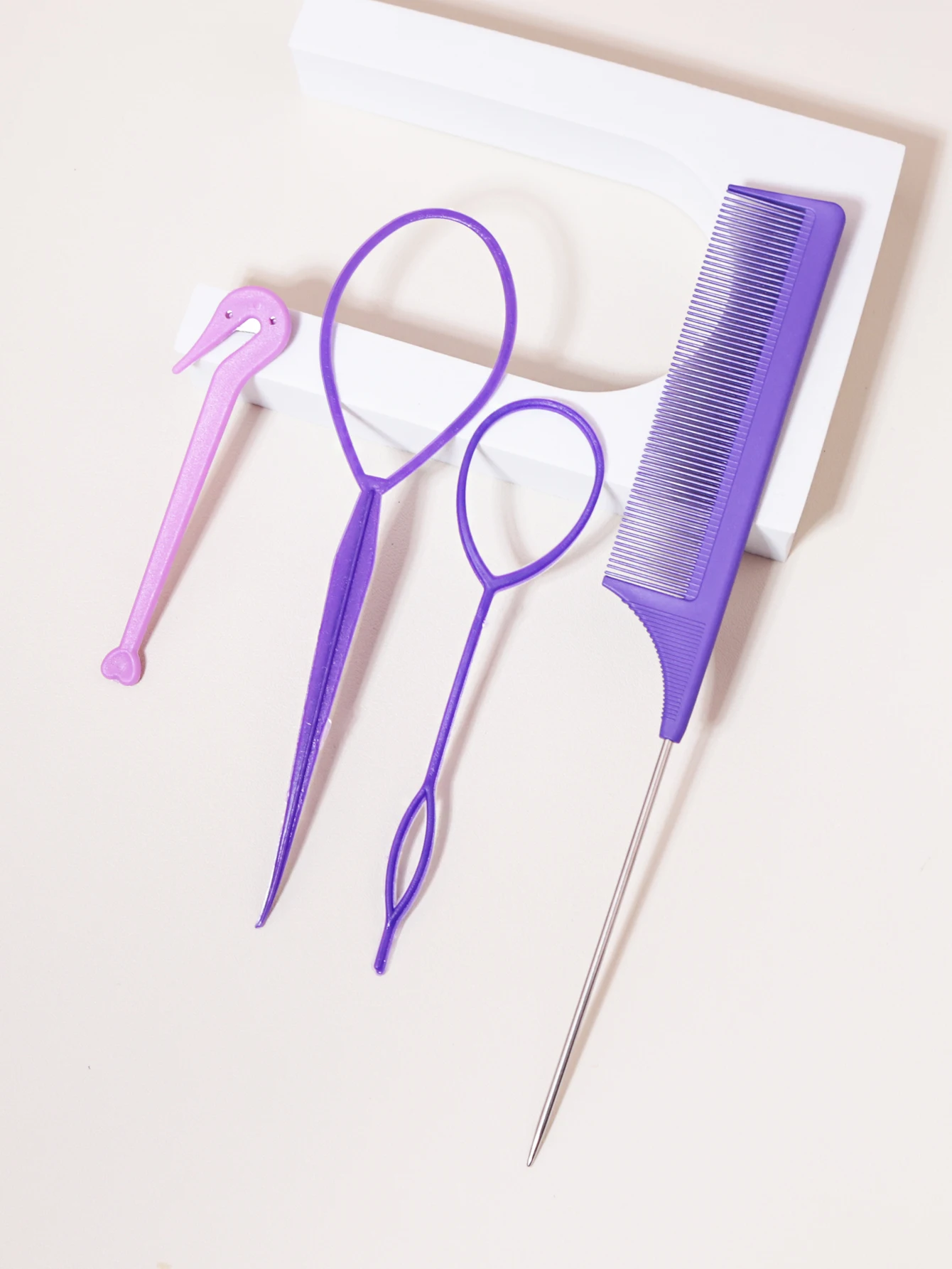 4-piece set, hair ring tool, rubber band cutter, mouse tail comb, hair tail tool, hair braid accessories, ponytail braid maker