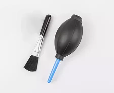 

Camera Lens Cleaning Dust Blower High Pressure Cleaning Ball + Brush