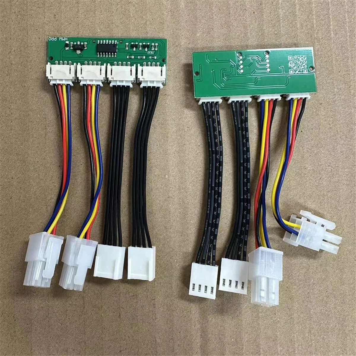 ขายร้อน 12V 4-In-1 Square 4Pin พัดลมจําลองจําลองพิเศษสําหรับ Antminer S21 T21 พัดลม Spoofer Dummer