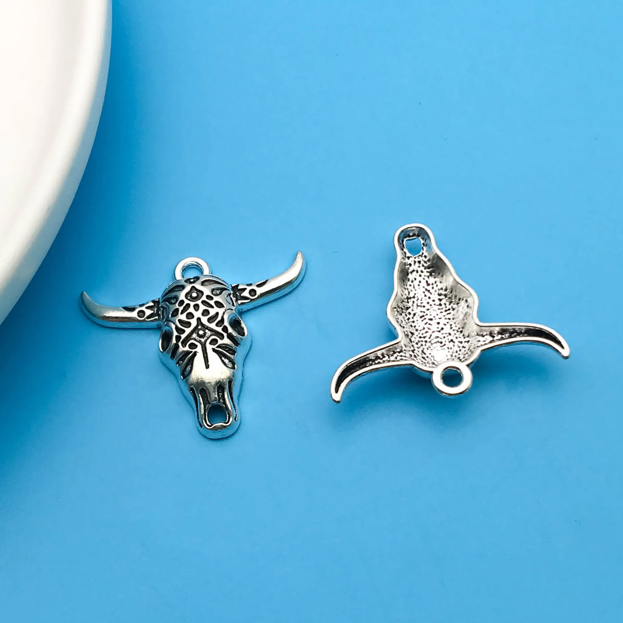 10pcs Antique Silvery Eid Al-Adha Bull Head Horn Charm Alloy Cartoon Animal Pendants For DIY Jewelry Making Crafting Accessory