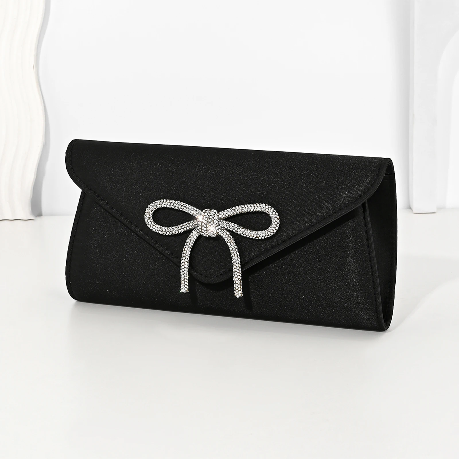 

Women's Evening Clutch Stylish Sparkle Rhinestones Bow Elegant Glittering Handbag with Chain