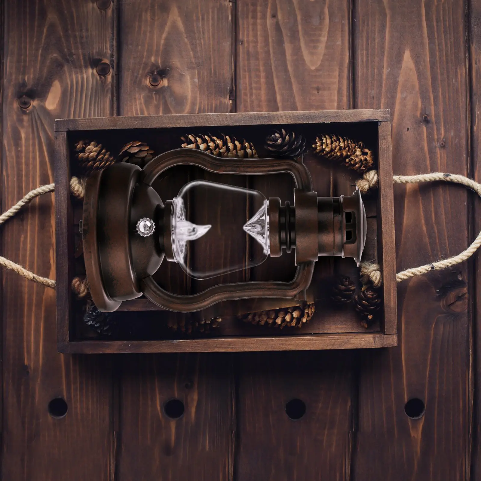 

1Pcs Retro Lantern Night Light Creative Handheld Lamp for Home Bar Garden Decoration Festival Atmosphere