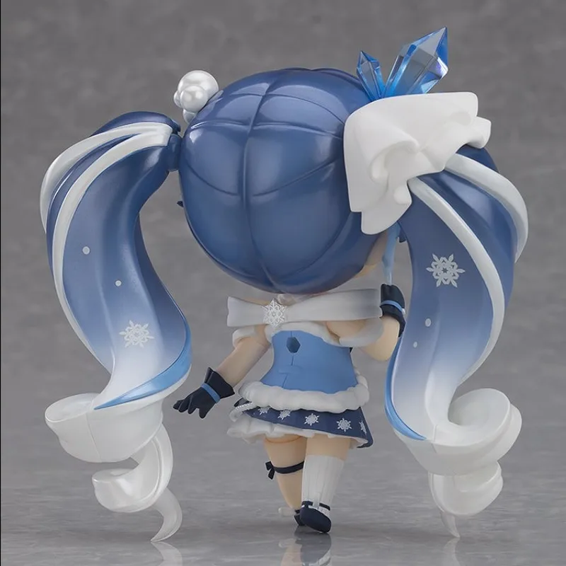 Genuine Original GSC No.2643 Hatsune Miku Snowy Future Crystal Snow PVC Action Figure Collectible Model Doll Statuette Ornament