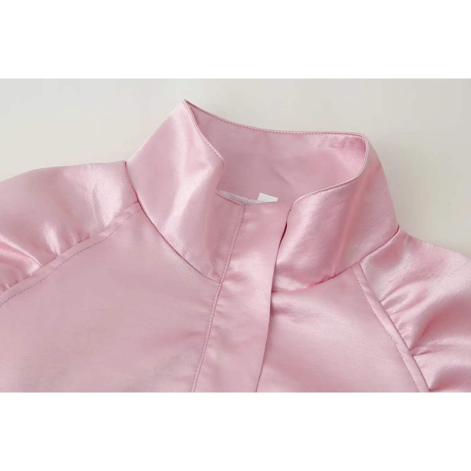 Early Autumn New Arrival Women's Fashion Simple Versatile Stand Collar Pure Color Pleated Long Sleeve Jacket Polyester Fiber