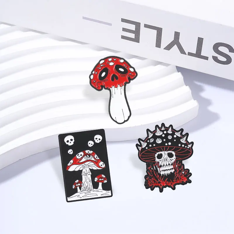 Spooky Evil Mushroom Skull Badge Gothic Skeletons Mushroom Enamel Pin Backpack Clothes Brooch Halloween Jewelry Gift for Friends