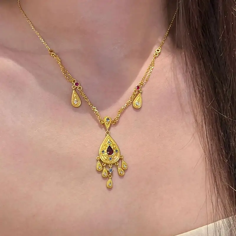 레트로 궁전 스타일 물방울 술 루비 목걸이 보석 라이트 럭셔리 펜던트 여성 파티 웨딩 파인 쥬얼리