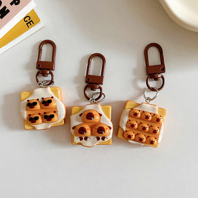 1Pcs New Creative Toast Bread Capybara Keychain Imitation Food Game Resin Keyring Student Girl Ornaments Backpack Pendant Gift