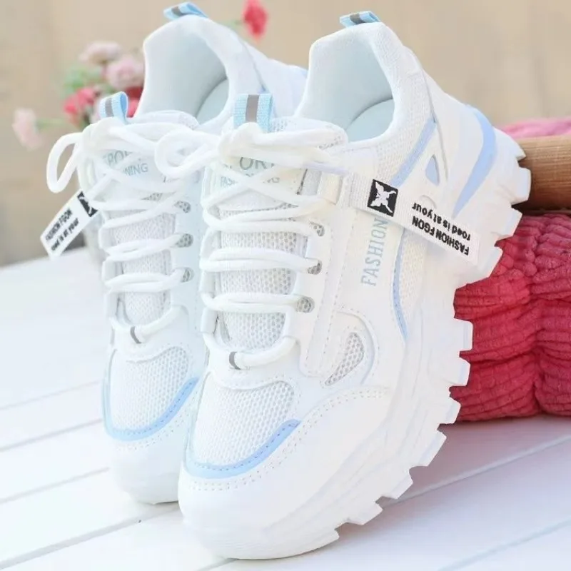 Women Lace Up jogging Shoes Sporty Outdoor Beige Fabric Sneakers Comfort Lightweight Non Slip Athletic Shoes for Gym Work Casual