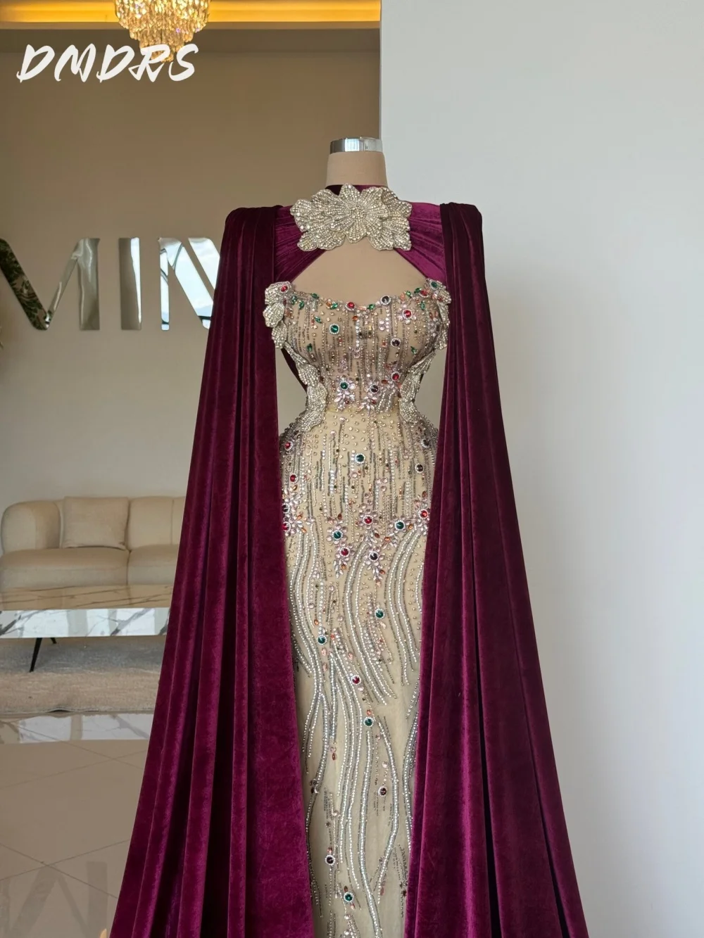 

Luxurious Beaded Prom Dress 2025 Elegant Velvet Evening Dress Charming Long Sleeve A-line Sequined Floor-length Gown Customized