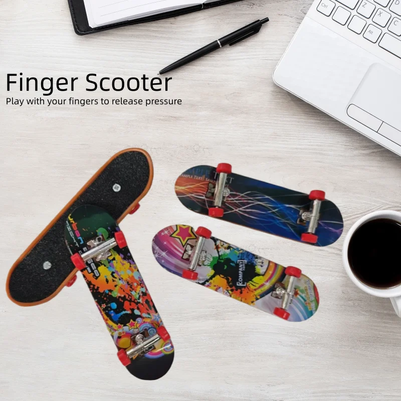 مجموعة مختلطة مكونة من 12 قطعة من لوح التزلج الصغير بأطراف الأصابع، نموذج لوح التزلج الإبداعي، لعبة هدية للأولاد، لعبة صغيرة هدية #1