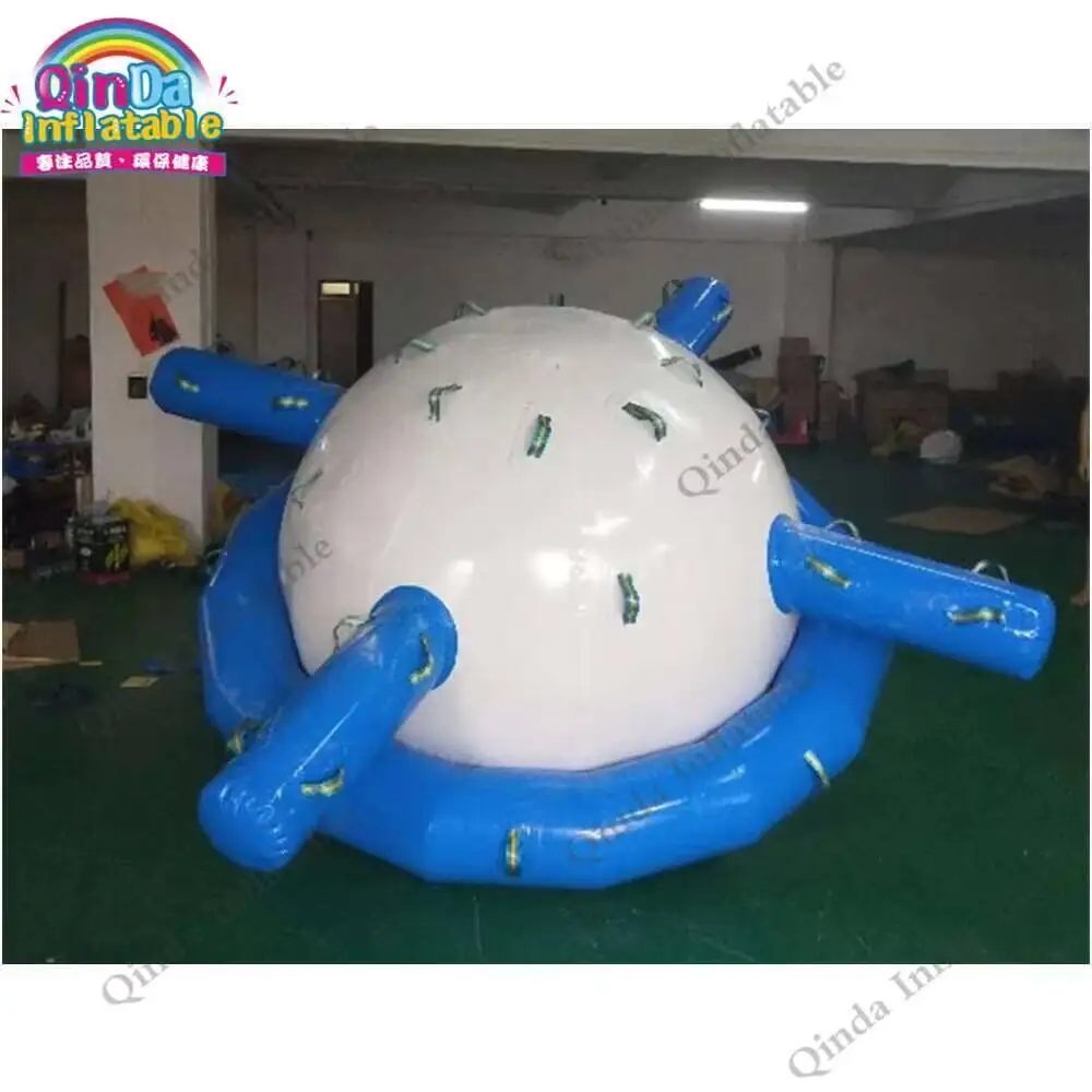 인간 크기 물 위에서 타는 토이 인플레이터블 시소 로커 0.9mm PVC 인플레이터블 워터 스피너 토이 어린이용
