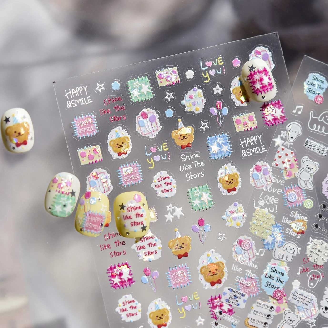 

Cute Smile Bear Dog Patch Block Poster Balloon White Star Bowknot Fabric Cloth Pieces Adhesive Nail Art Stickers Manicure Decals