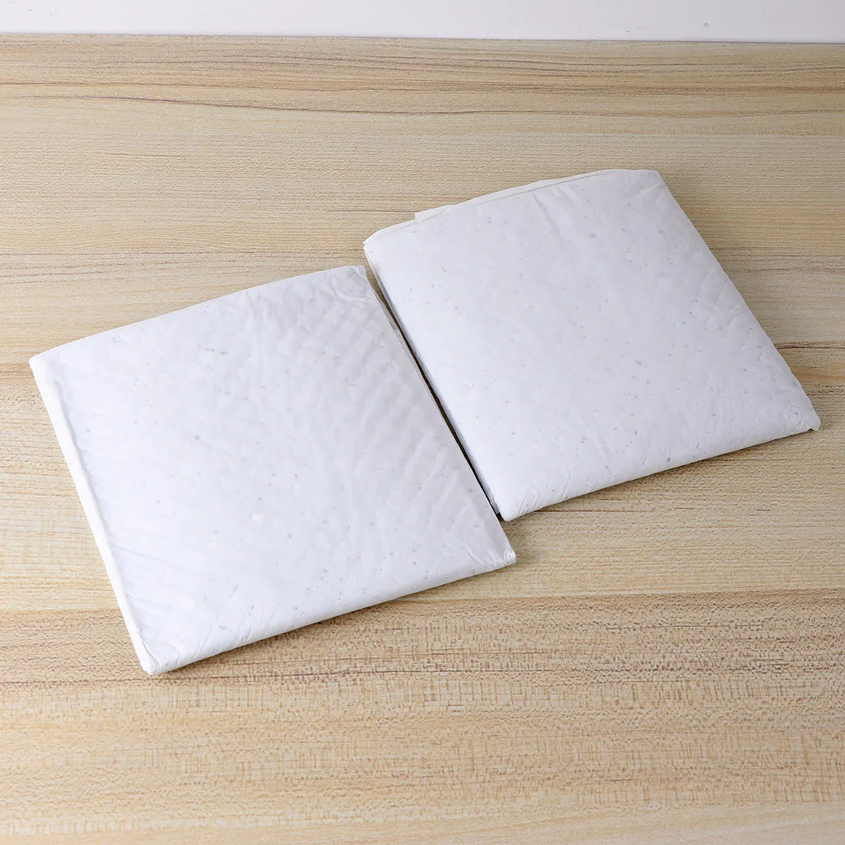 50Pcs Bamboo Charcoal Pet Diaper Pads Super Absorbent Training Wee Pad for Puppy Dog Cat Indoor Outdoor Use Clean