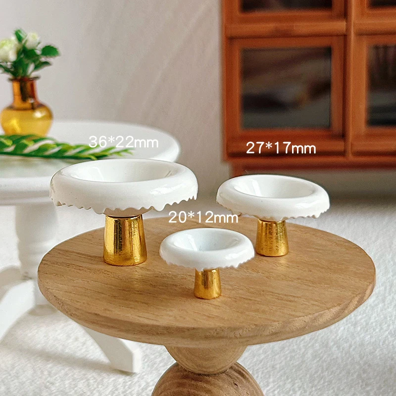 1pc casa de bonecas em miniatura liga pé alto disco modelo mini prato chá sobremesa pan bandeja frutas crianças fingir jogar brinquedos acessórios