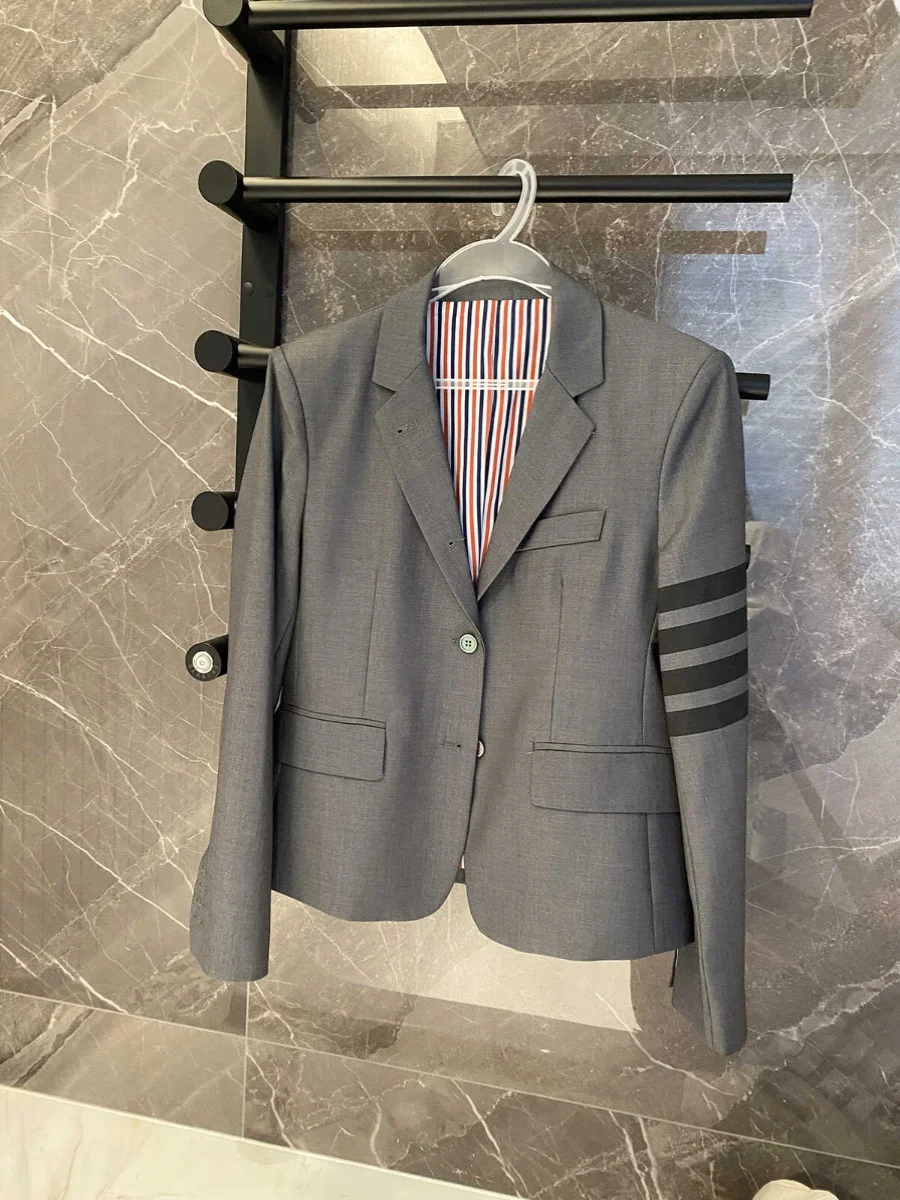 

Slim Fit Woolen oulder Pad Suit Jaet Casual Commute Profional Four Stripe Women's Top Buttoned Long Sve Sweet Sle