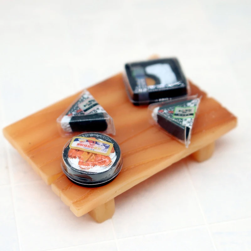 2Pcs Dollhouse Sushi Bento Model Simulated Miniature Food Kids Pretend Play Dolls House Accessory