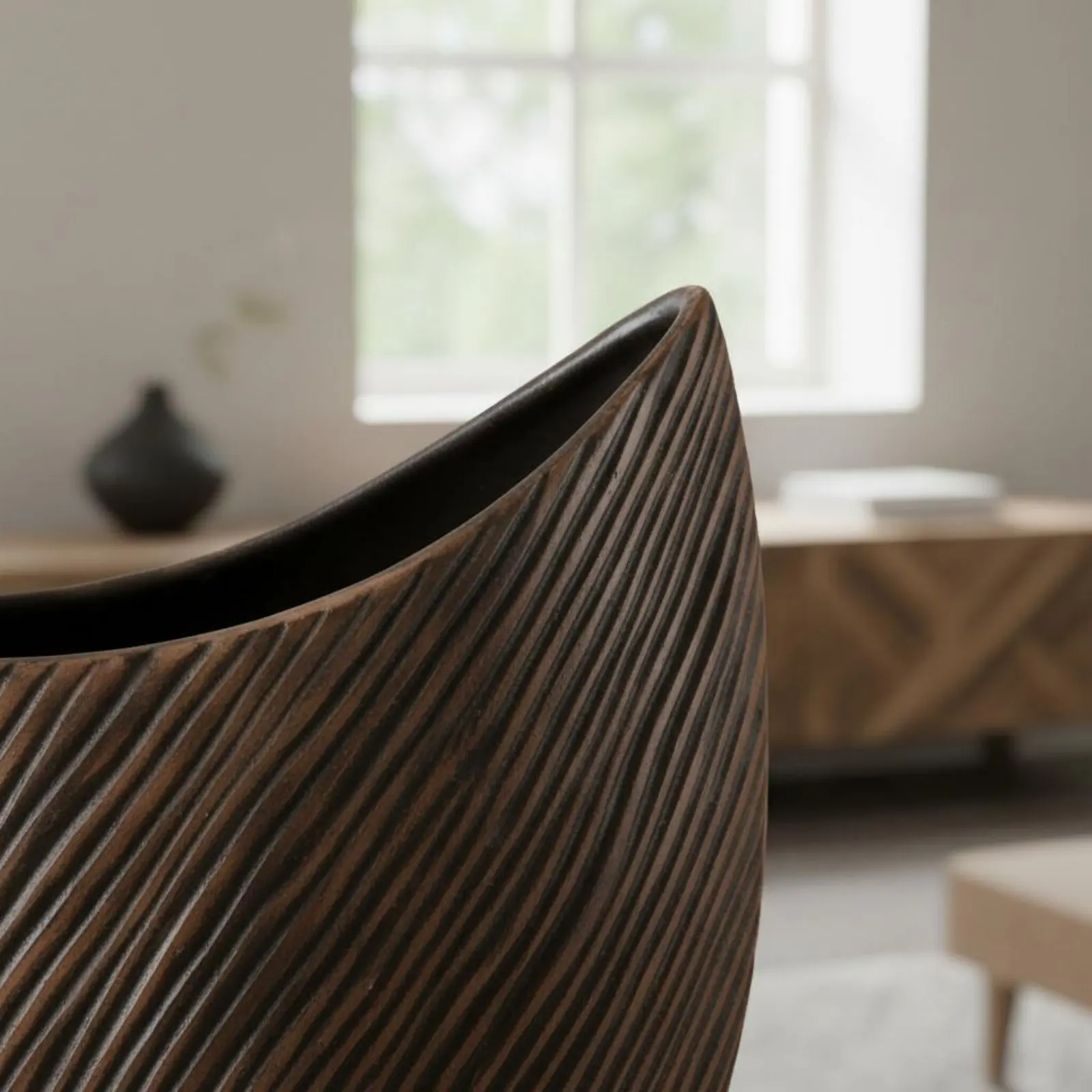 

Decorative Vase Minimalist Design Striped Flower Vase Home Decor Ribbed Texture Easy to Clean for Living Room, Entryway