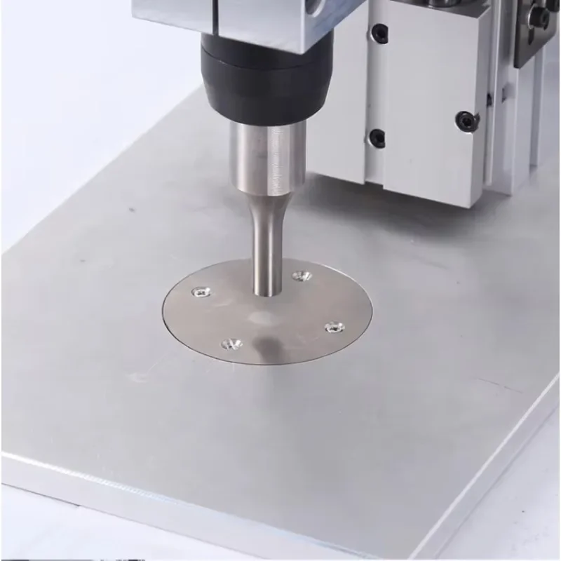 28K Ultrasonic Spot Welding Machine with Titanium Alloy for PVC Plastic