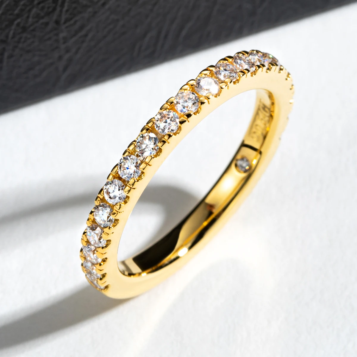 AliMoss 1.9mm Moissanite Wedding Bands Ring 14k Yellow Gold Plated Engagement Rings for Women Fashion Jewelry Wholesale