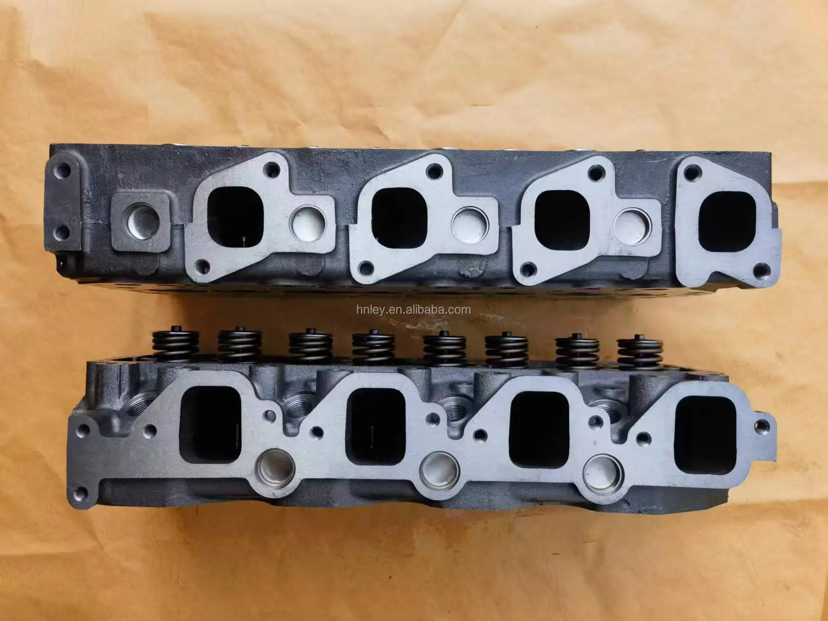 Engine Complete Cylinder Head Car Accessories Cylinder Head 11039-02N04 1103902N04 for Nissan Forklift Pickup TD23 TD25 TD27