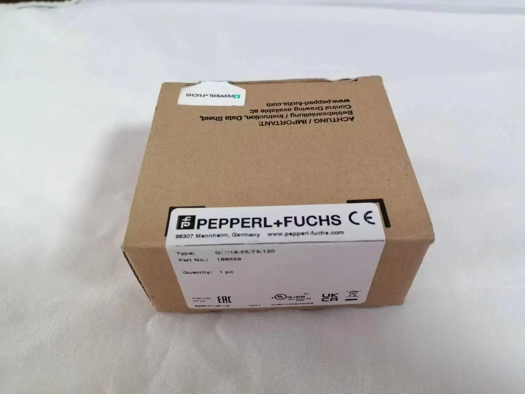 Germany brand P+F GLV16-55/73/120 Pepperl + Fuchs Retroreflective sensor