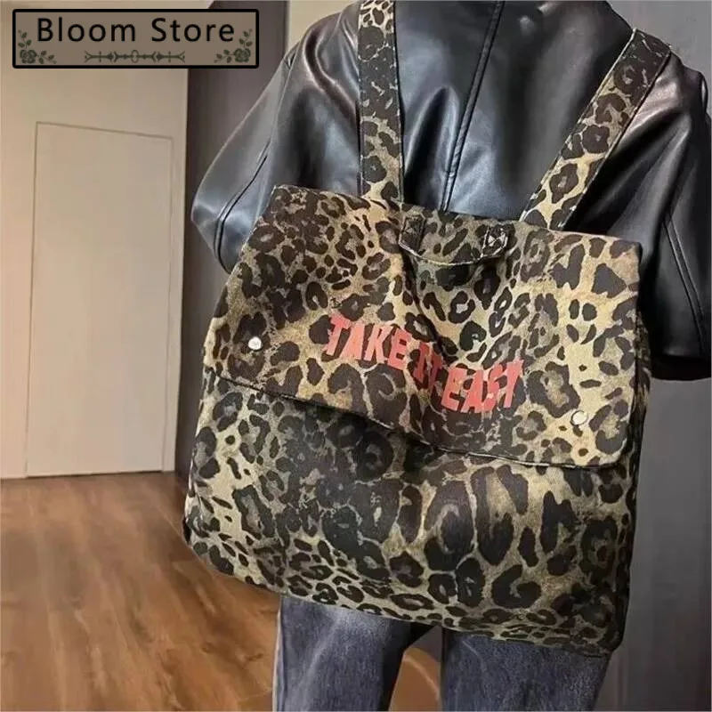 

Bloom Sweet Cool Leopard Print Canvas Backpack Large Capacity Travel Student Y2k Backpacks Hot Girls Casual Mochila Aesthetic