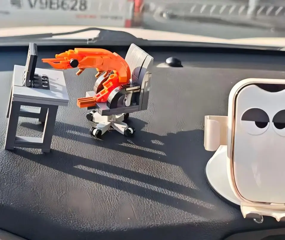 Immagini di foto reali appena aggiornate. Gancio per auto regalo per assemblaggio di puzzle con statuetta architettonica modulare a forma di gamberetti.