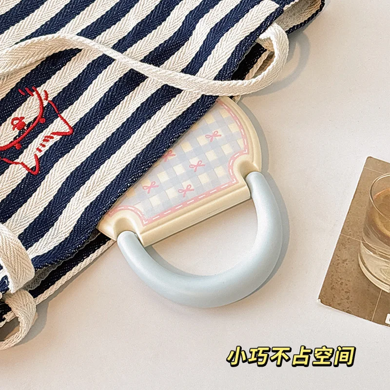 プリンセススタイルの化粧鏡、寮やオフィス用、壁掛けまたは卓上使用、角度調整可能