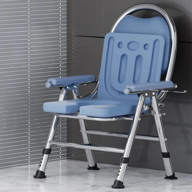 Plastic Chairs Floo…