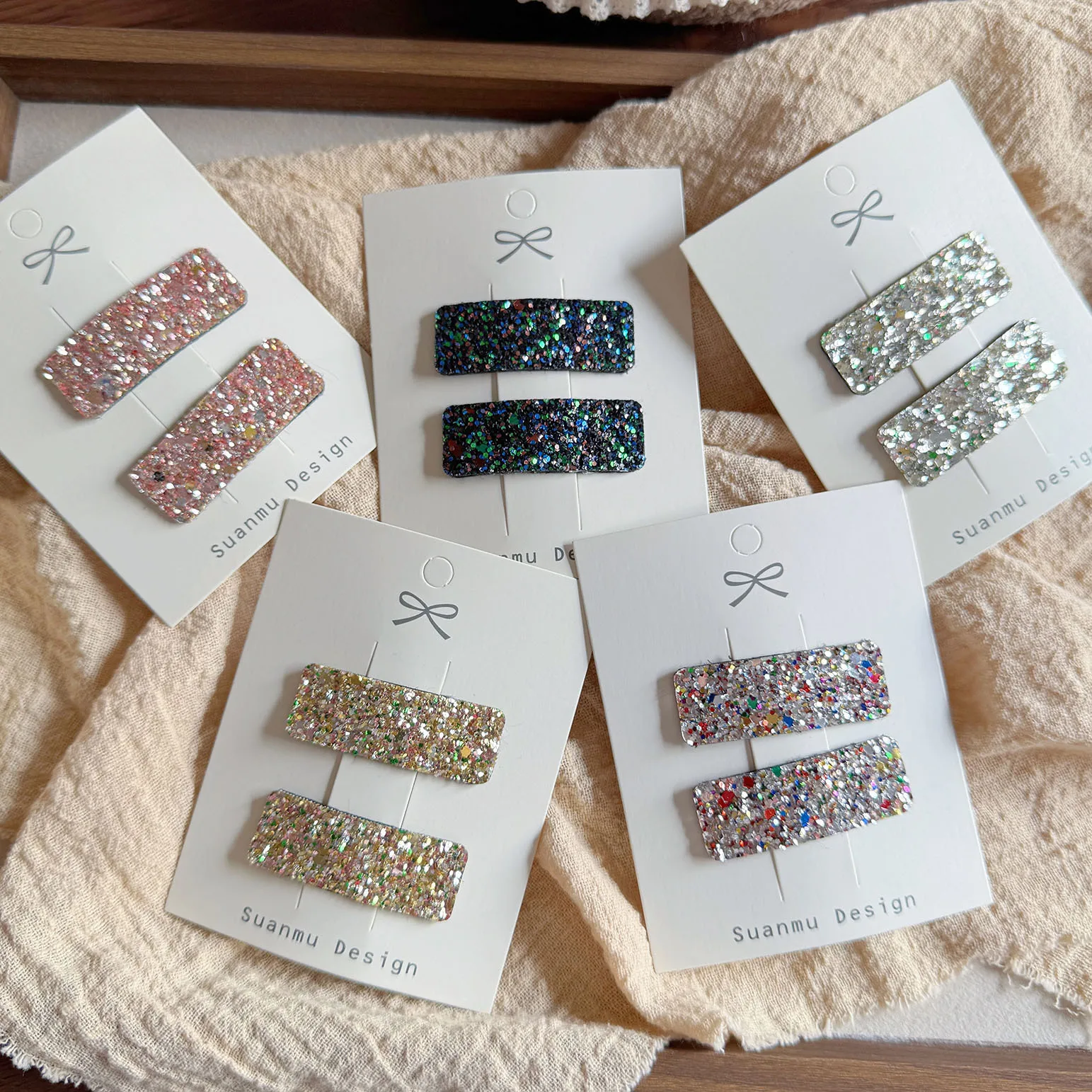 

Korean Version of The New Baby Sequined Glitter Hairpin Sweet Children's Side Bangs Clip Square Broken Hair BB Clip Headgear