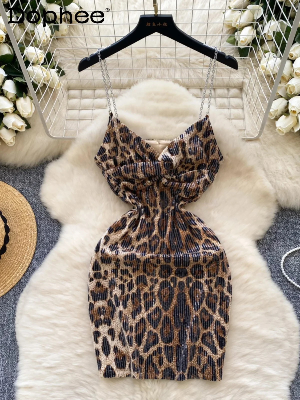 Sexy Girl Suspender Leopard Print Sequin Dress for Women Fashion V-Neck Kink High Waist Slim Hip Wrap Dress Sleeveless