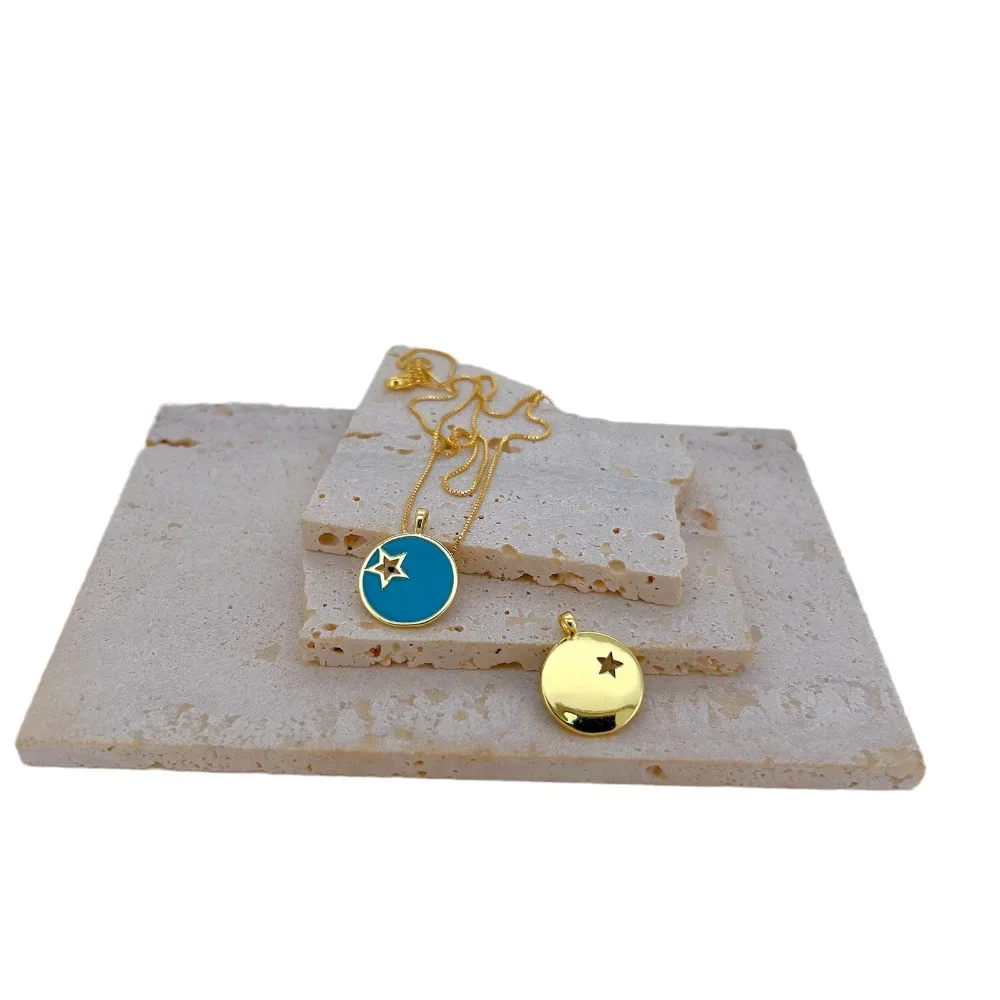 3 Pcs Round Pendant for Diy Necklace Bracelet Making Brass Color Enamel European American Style Hollow Stars Jewelry Accessories