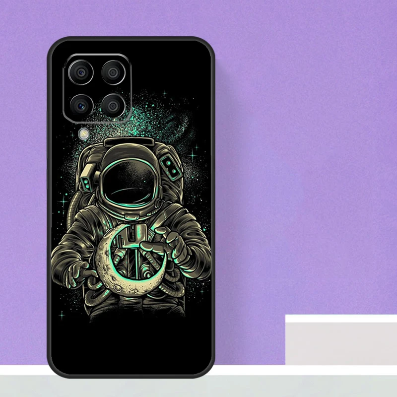 Astronaut Star Space For Samsung Galaxy M21 M51 M12 M32 M52 M13 M23 M33 M53 M34 M54 M30s M31s M15 M55 M20 Case image 5