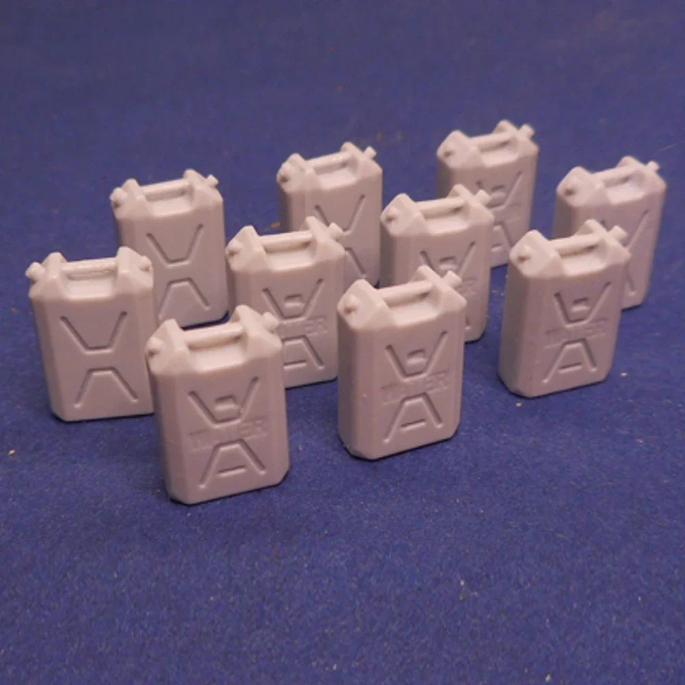 1/35 Plastic Water Jerry Cans Vietnam, supplementary accessories, Resin Model, Military themes, Unassembled and unpainted kit