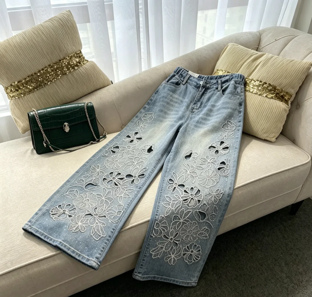 

2026 New Spring Autumn All-match High Waist Wide Leg Jeans Women Hollow Out Hot Diamonds Embroidery Floor-length Denim Pants