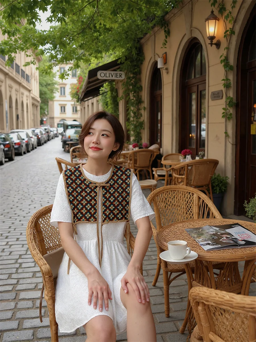 

Embroidery Lace-Up Vests For Girl Waistcoats Clothes Women Autumn Demi-Season O-Collar Party Evening Sleeveless Elegant Feminine