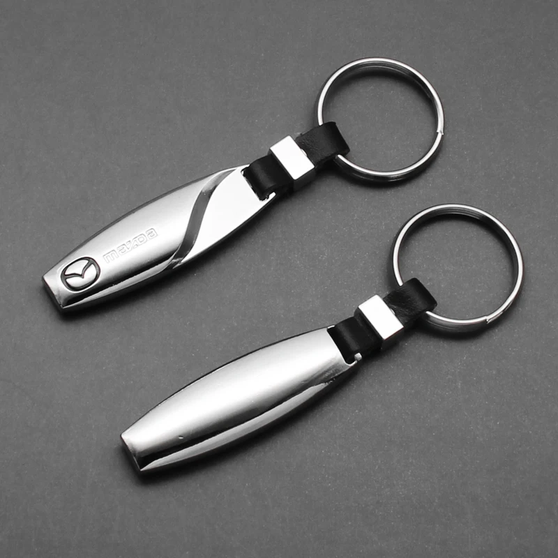 1Pcs Car Keychain Metal Keyring Emblem Holder Accessories For Mazda 3 2 MPE CX5 Demio CX-9 2015 2017 2019 Axela CX7 CX30 Folding