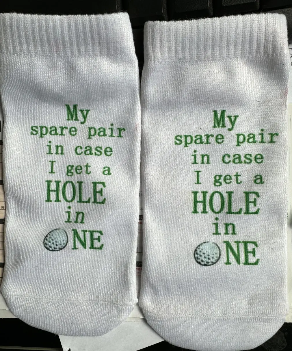 1 pair White golf ankle socks for men and women with fun words printing 