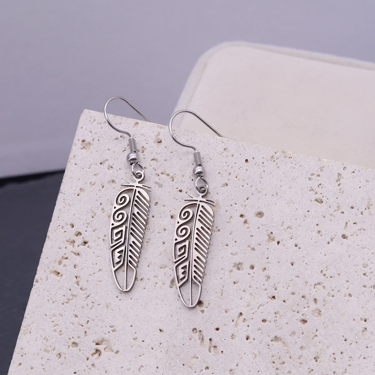 Kinitial Vintage Trendy Feather Drop Earrings For Women Stainless Steel Dangle Earrings Fashion Jewelry Boho Accessories