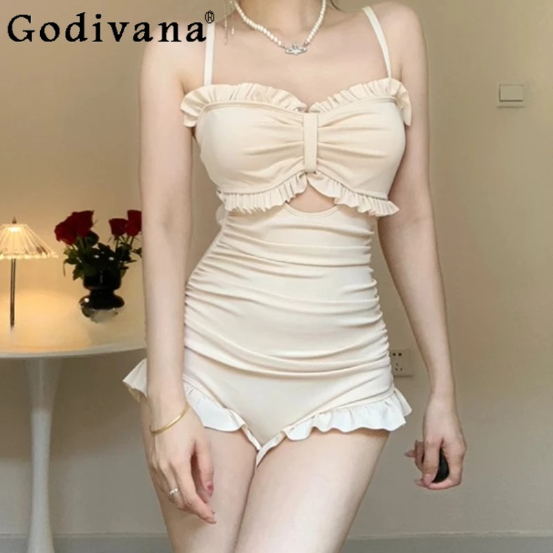 

Women Summer 2025 New Sweet Ruffles One-piece Conservative Swimwear Summer Seaside Vacation Pool Party Sexy Backless Swimsuit