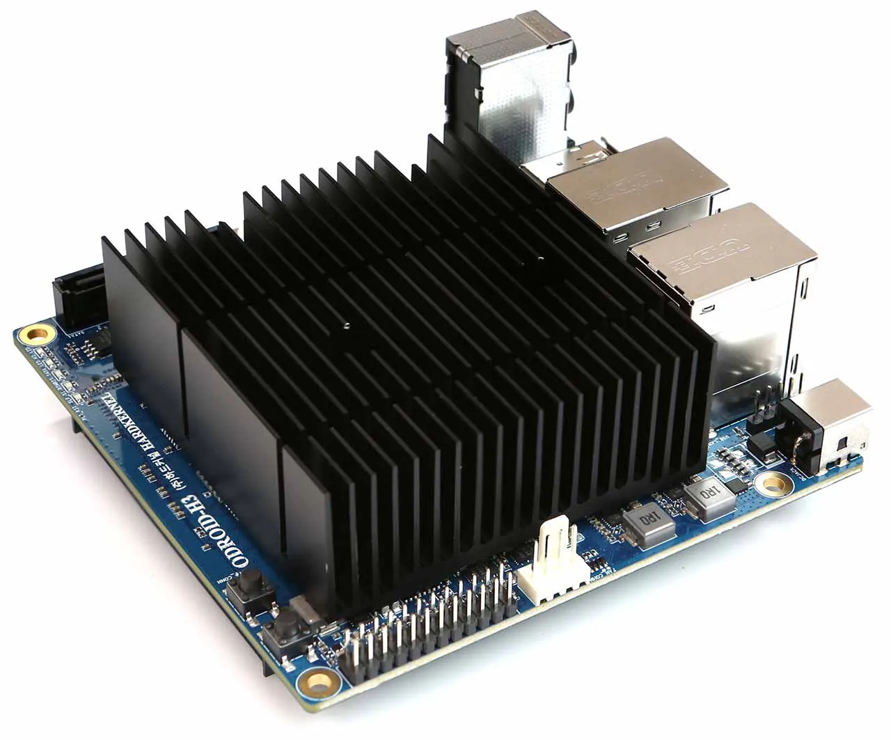 

Плата ODROID-H3+ x86: процессор Intel N6005, 64 ГБ ОЗУ, два порта 2.5GbE, M.2 NVMe, два порта SATA, порты HDMI/DP