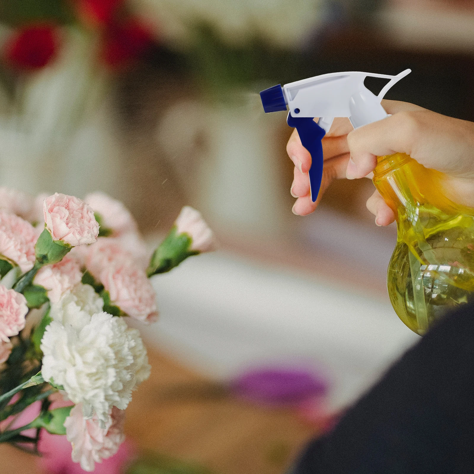 

15 Pcs Spray Nozzles Blue Chemical Heads Replacement Bottle Sprayers Plant Watering Tools Travel Irrigation Accessories