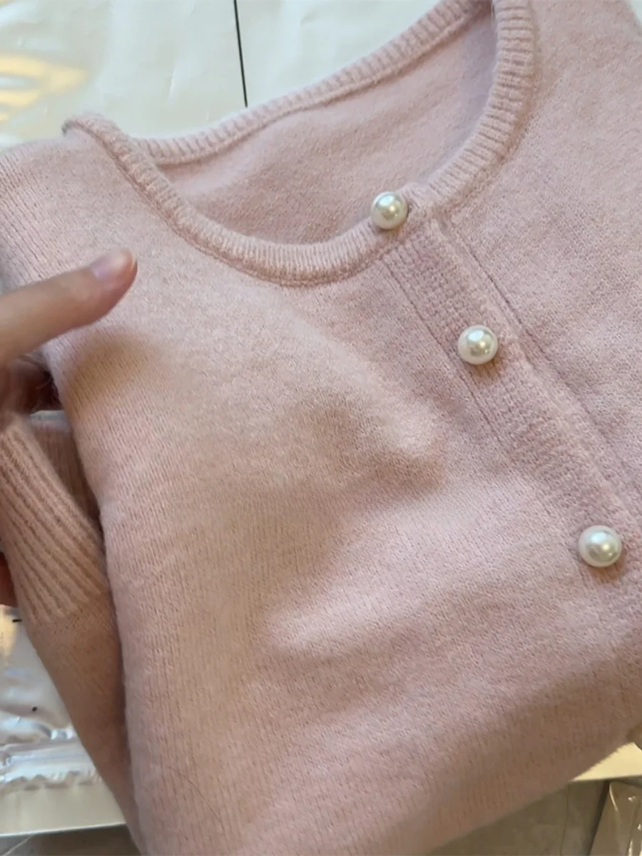 

Sweet Style Women's Knitted Pearl Button Cardigan Soft round Neck Sweater Inner Wear Top Spring Autumn New Arrival Short Length