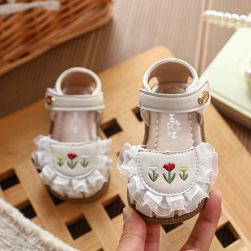 

Baby Beach Shoes Sweet Lace Toddler Sandals Versatile Soft Bottom 2026 Summer New Kids Walking Shoes Non-slip Casual
