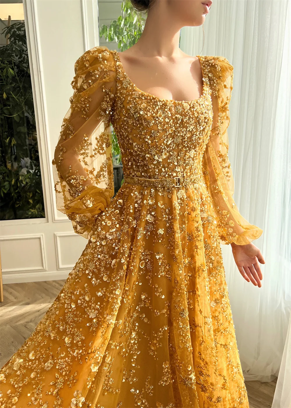 Gold Moroccan Evening Dresses A-line Long Sleeves Sequins Pearls Long Turkey Dubai Saudi Arabia Prom Dresses Gown Customized