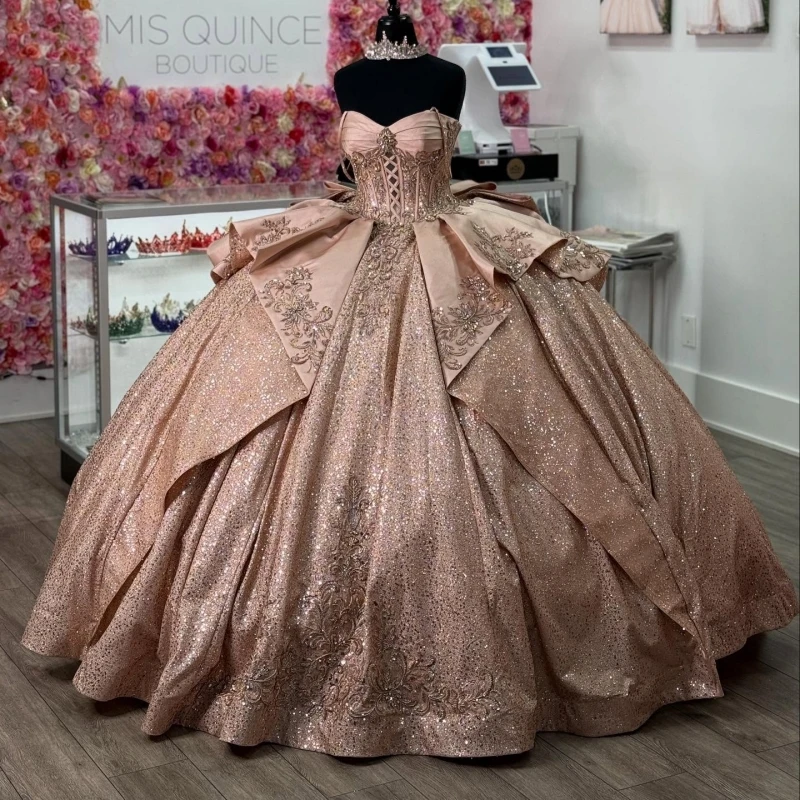 

Rose Gold Shiny Ball Gown Quinceanera Dresses Off The Shoulder Applique Lace Beads Corset Tull Party Birthday Sweet 16 Dress Ves