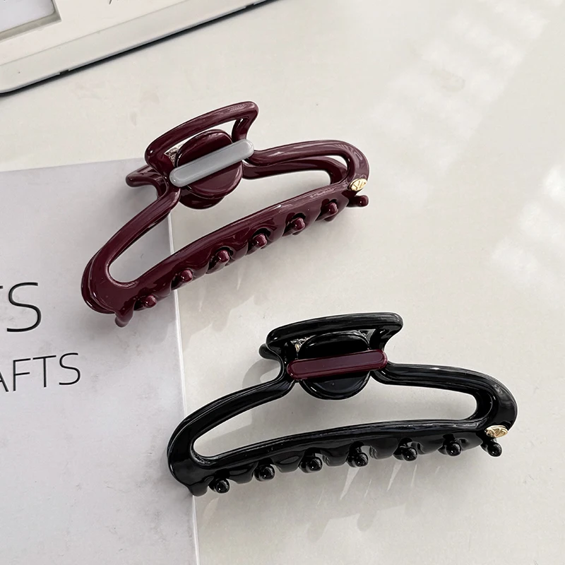 

French style new thickened hollow grab clip large fashion acetate shark clip women elegant hair claw headwear for thick hair