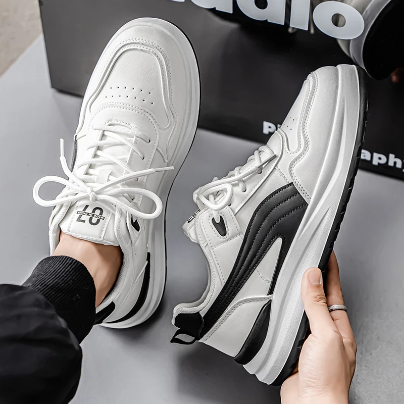 

2025 Spring Men's Shoes Breathable Running Casual Shoes Sports Fashion Versatile Trendy Shoes