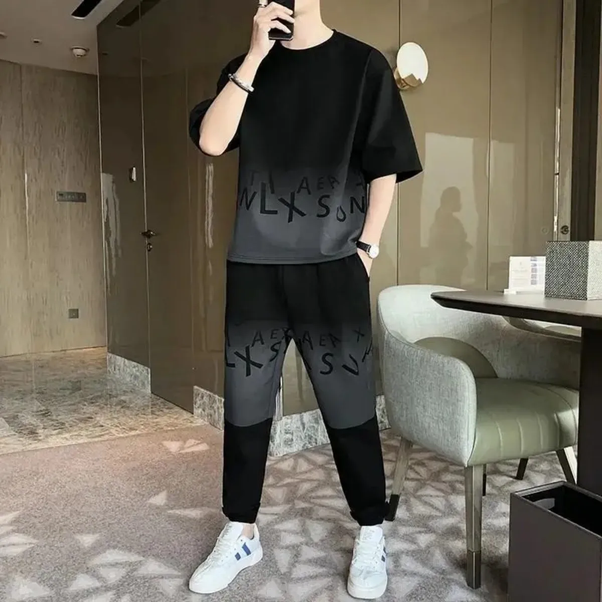 Summer men's gradient letter print pattern breathable round neck T-shirt pants set outdoor casual two-piece set